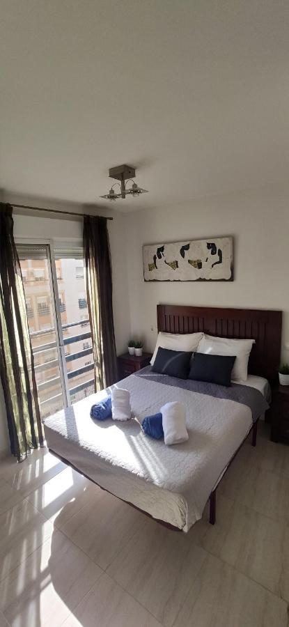 말라가 Huelin House Beach And Sun, Con Parking Y A 500 Metros De La Playa 아파트 외부 사진